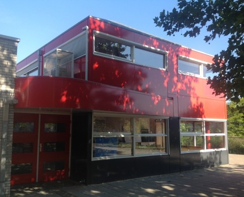 School in Rietkampen geschilderd