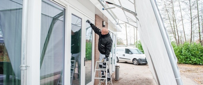 Winterschilder onder scherm Winterschilder onder scherm