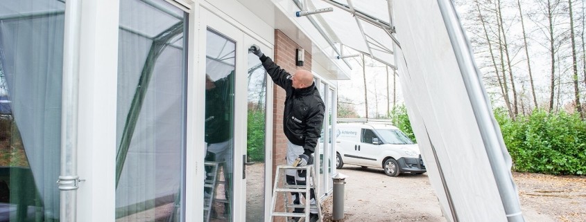 Winterschilder onder scherm