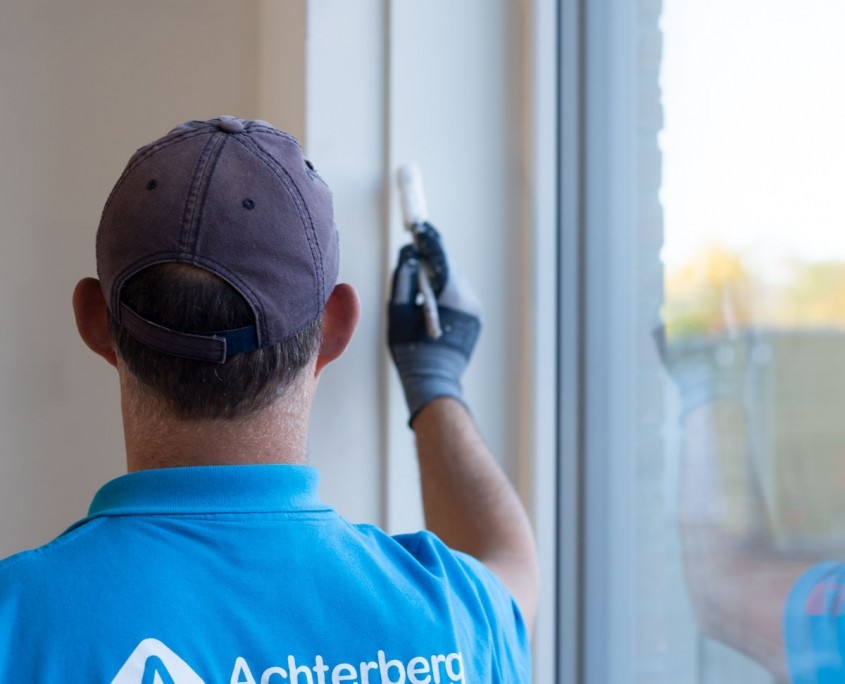 Door de jaren heen hebben wij voor verschillende aannemers schilderwerk en stucwerk verricht.